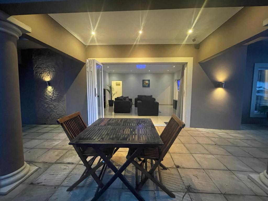 Illovo Beach House Amanzimtoti Dış mekan fotoğraf